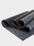 Manduka GRP Adapt 71" Yoga Mat 5mm - Black Marbled